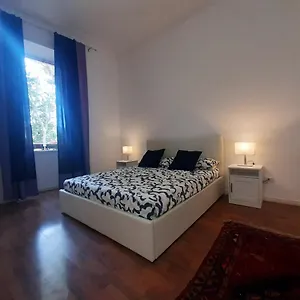 https://ferrari-apartment.it-romehotels.com
